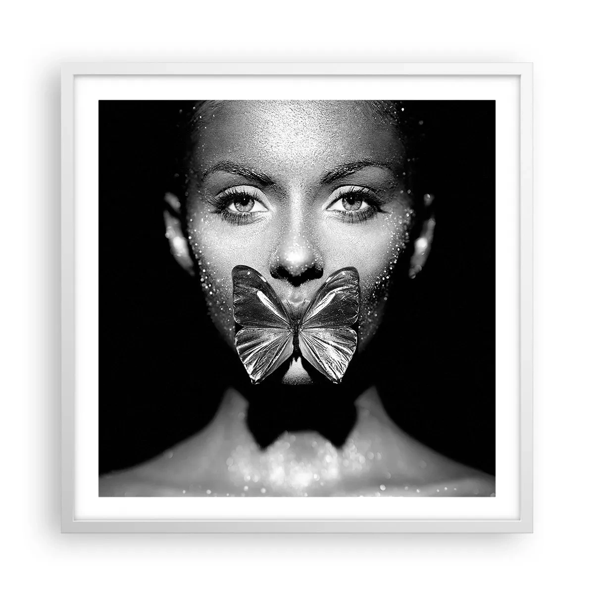 Póster en marco blanco - Beso de mariposa - 60x60 cm