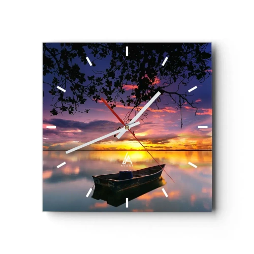 Reloj de pared - Reloj de vidrio - Un barco en aguas tranquilas al atardecer. - 30x30cm - Un cielo de ensueño - Decoración de pared moderna para salón y dormitorio ARTTOR