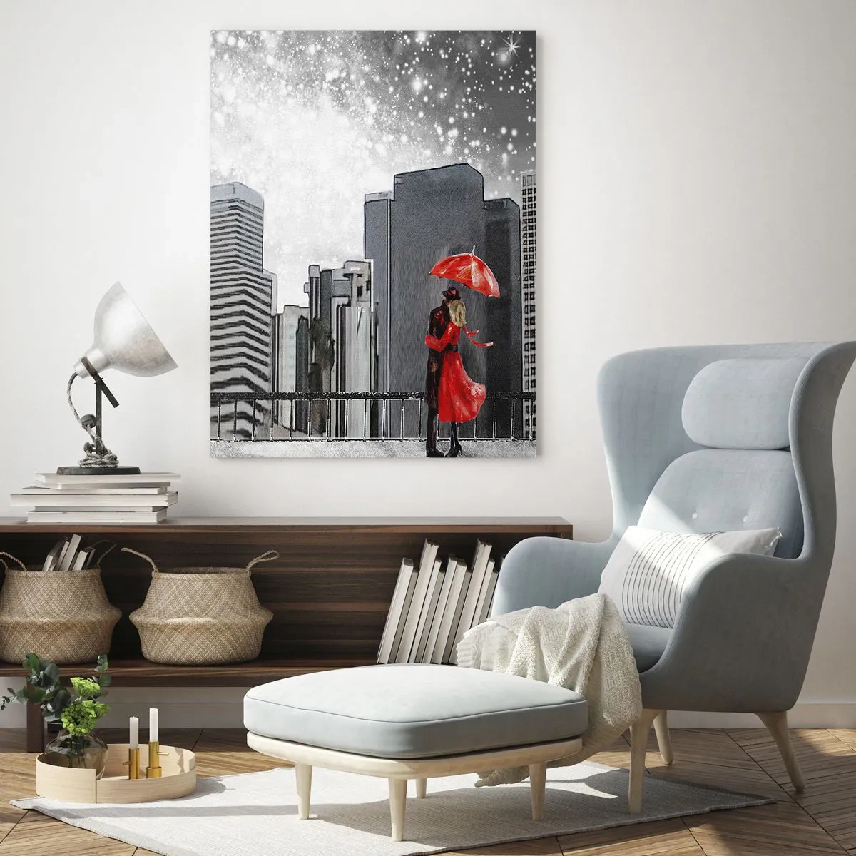 Cuadro sobre vidrio - Impresiones sobre Vidrio - Una pareja con un paraguas rojo de pie frente a un paisaje urbano por la noche. - 50x70cm - Amor en la jungla urbana - Decoración de pared moderna para salón y dormitorio ARTTOR