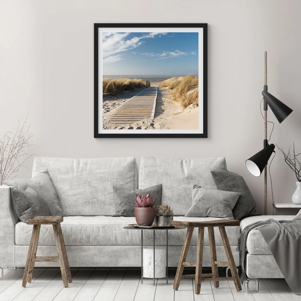 Póster en marco negro - Más allá de la duna, en el susurro de la naturaleza - 60x60 cm