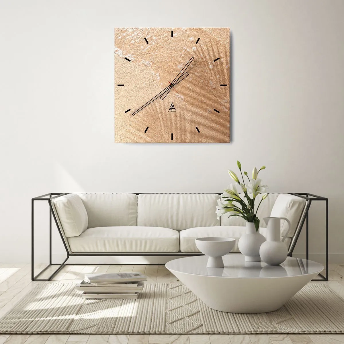 Reloj de pared - Reloj de vidrio - La sombra de una palmera sobre la arena con un delicado patrón de ondas. - 30x30cm - La sombra de un verano caluroso - Decoración de pared moderna para salón y dormitorio ARTTOR