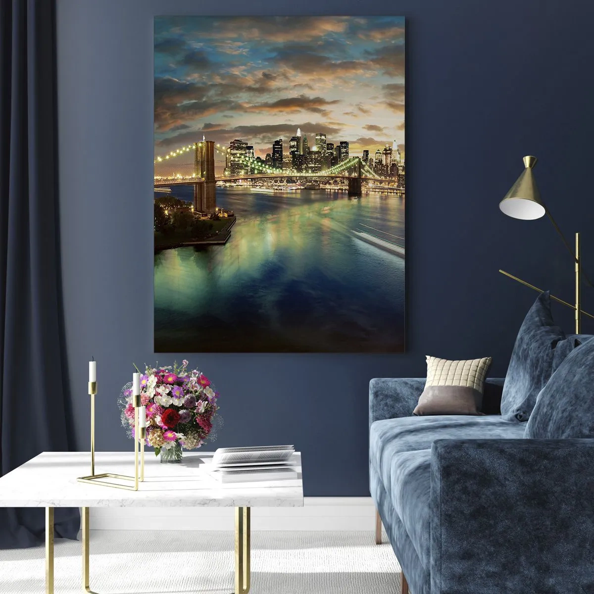 Cuadro sobre vidrio - Impresiones sobre Vidrio - Vista del puente y la ciudad al atardecer - 50x70cm - Un atardecer iluminado sobre Manhattan - Decoración de pared moderna para salón y dormitorio ARTTOR