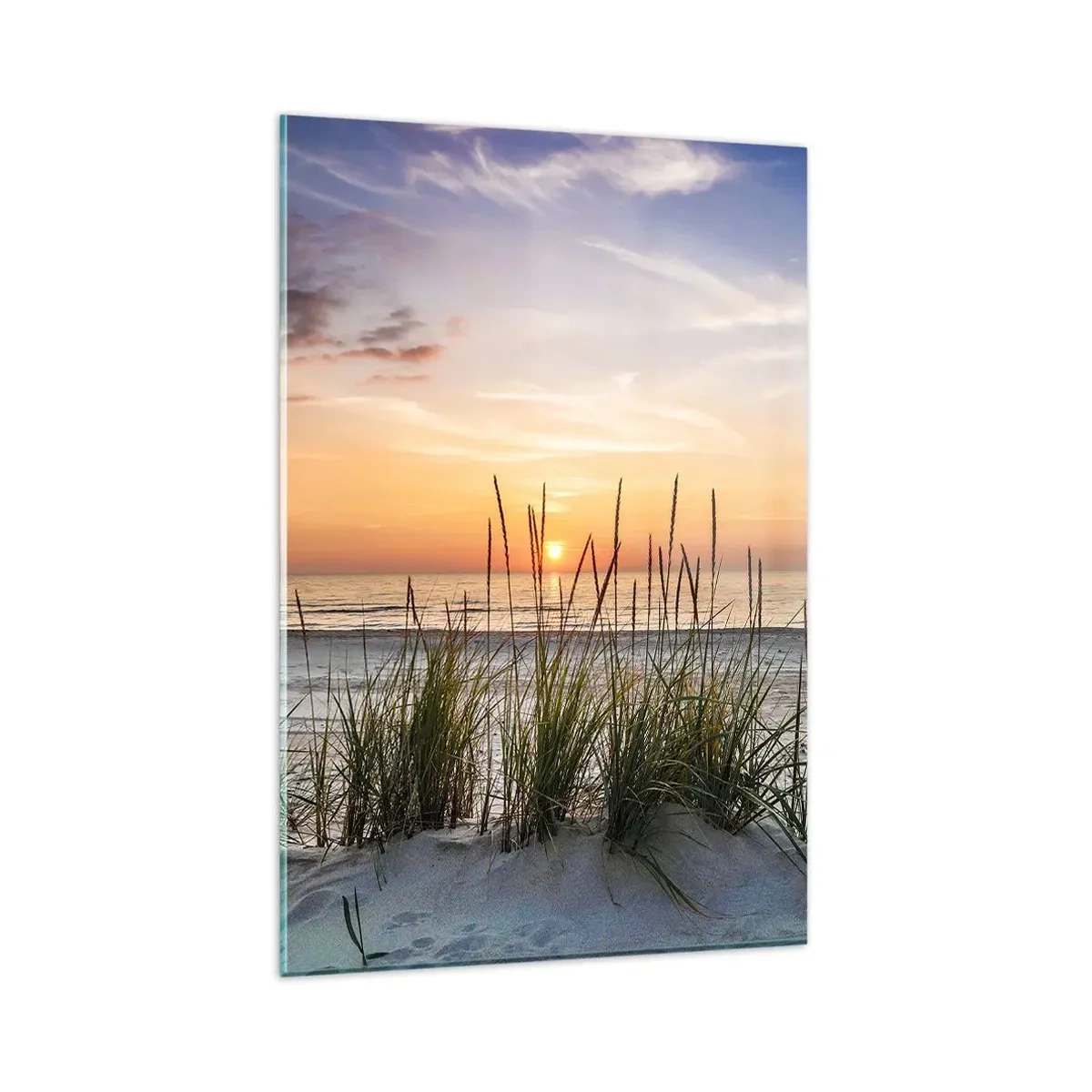Cuadro sobre vidrio - Impresiones sobre Vidrio - Una playa de arena al atardecer con césped al fondo. - 80x120cm - Mira, piensa, siente - Decoración de pared moderna para salón y dormitorio ARTTOR