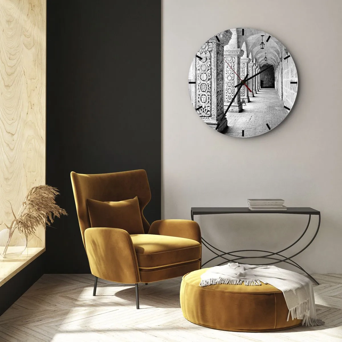 Reloj de pared - Reloj de vidrio - Pasillo arcada en blanco y negro con columnas talladas - 30x30cm - ¿Y adónde nos llevará...? - Decoración de pared moderna para salón, cocina y dormitorio ARTTOR