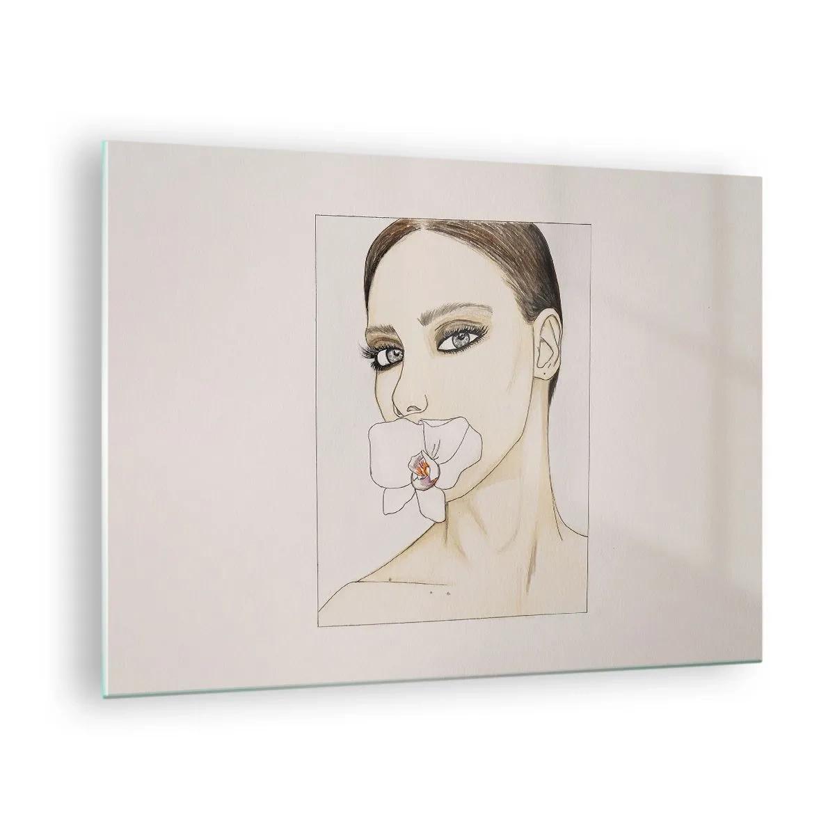 Cuadro sobre vidrio - Impresiones sobre Vidrio - Retrato de una mujer con una orquídea en la boca sobre un fondo claro. - 70x50cm - Elegancia y belleza - Decoración de pared moderna para salón y dormitorio ARTTOR