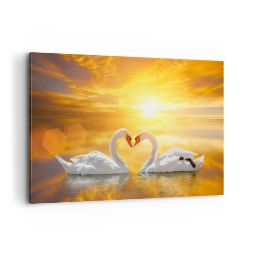 Cuadro sobre lienzo - Impresión de Imagen - Una escena romántica de dos cisnes formando un corazón con el telón de fondo de una puesta de sol dorada. - 100x70cm - Corazón es la palabra más bella del mundo... - Decoración de pared moderna para salón y dorm