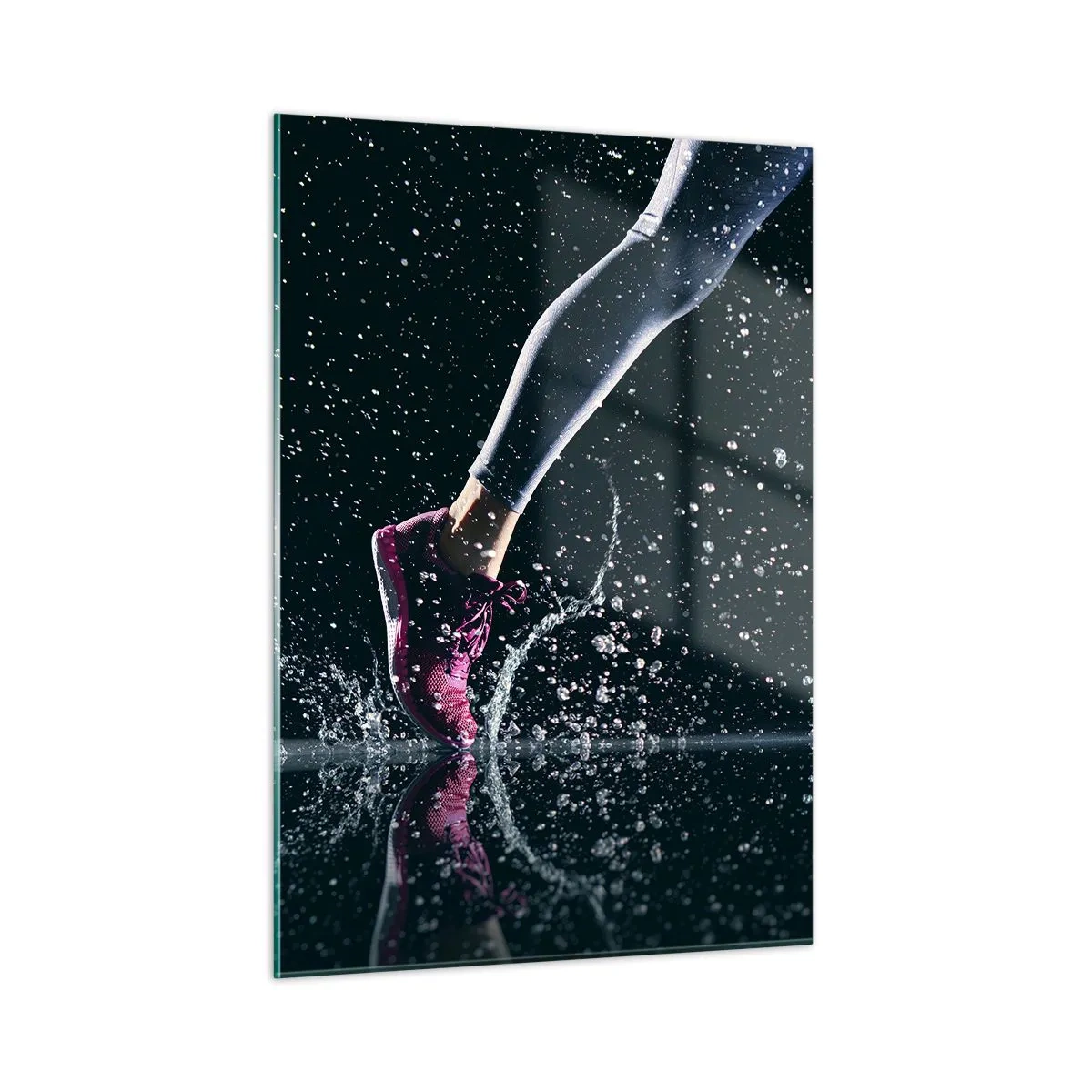 Cuadro sobre vidrio - Impresiones sobre Vidrio - Corriendo por el agua con zapatillas deportivas sobre un fondo oscuro - 50x70cm - Fuerza de impulso - Decoración de pared moderna para salón y dormitorio ARTTOR
