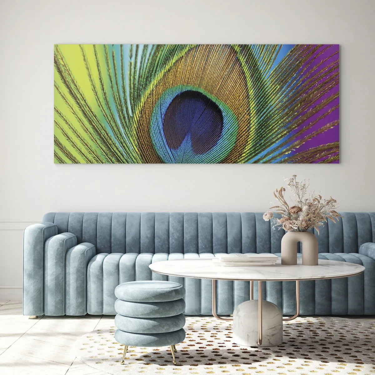 Cuadro sobre vidrio - Impresiones sobre Vidrio - Primer plano de una pluma de pavo real con colores vivos. - 120x50cm - Cara a cara - Decoración de pared moderna para salón y dormitorio ARTTOR