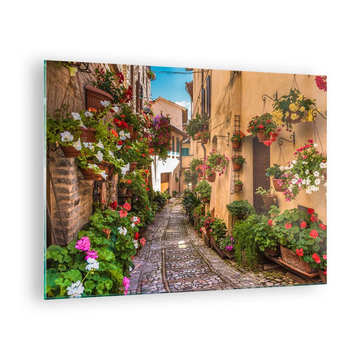 Cuadro sobre vidrio - Impresiones sobre Vidrio - Un encantador callejón italiano con flores en macetas y una calle adoquinada. - 70x50cm - Callejón italiano - Decoración de pared moderna para salón y dormitorio ARTTOR