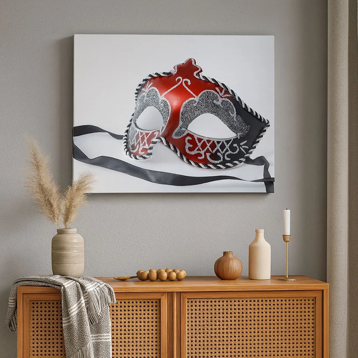 Cuadro sobre lienzo - Impresión de Imagen - Máscara de carnaval roja sobre un fondo claro - 70x50cm - Invitación al baile - Decoración de pared moderna para salón y dormitorio ARTTOR