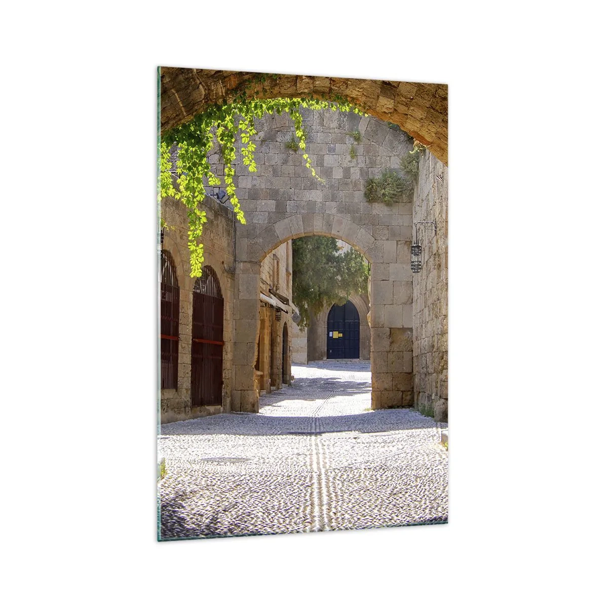 Cuadro sobre vidrio - Impresiones sobre Vidrio - Arcos de piedra y calles adoquinadas de estilo medieval - 70x100cm - La procesión está a punto de aparecer. - Decoración de pared moderna para salón y dormitorio ARTTOR