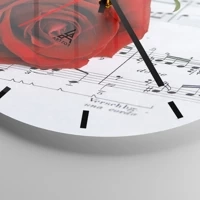 Esfera sin numeración, con rayas