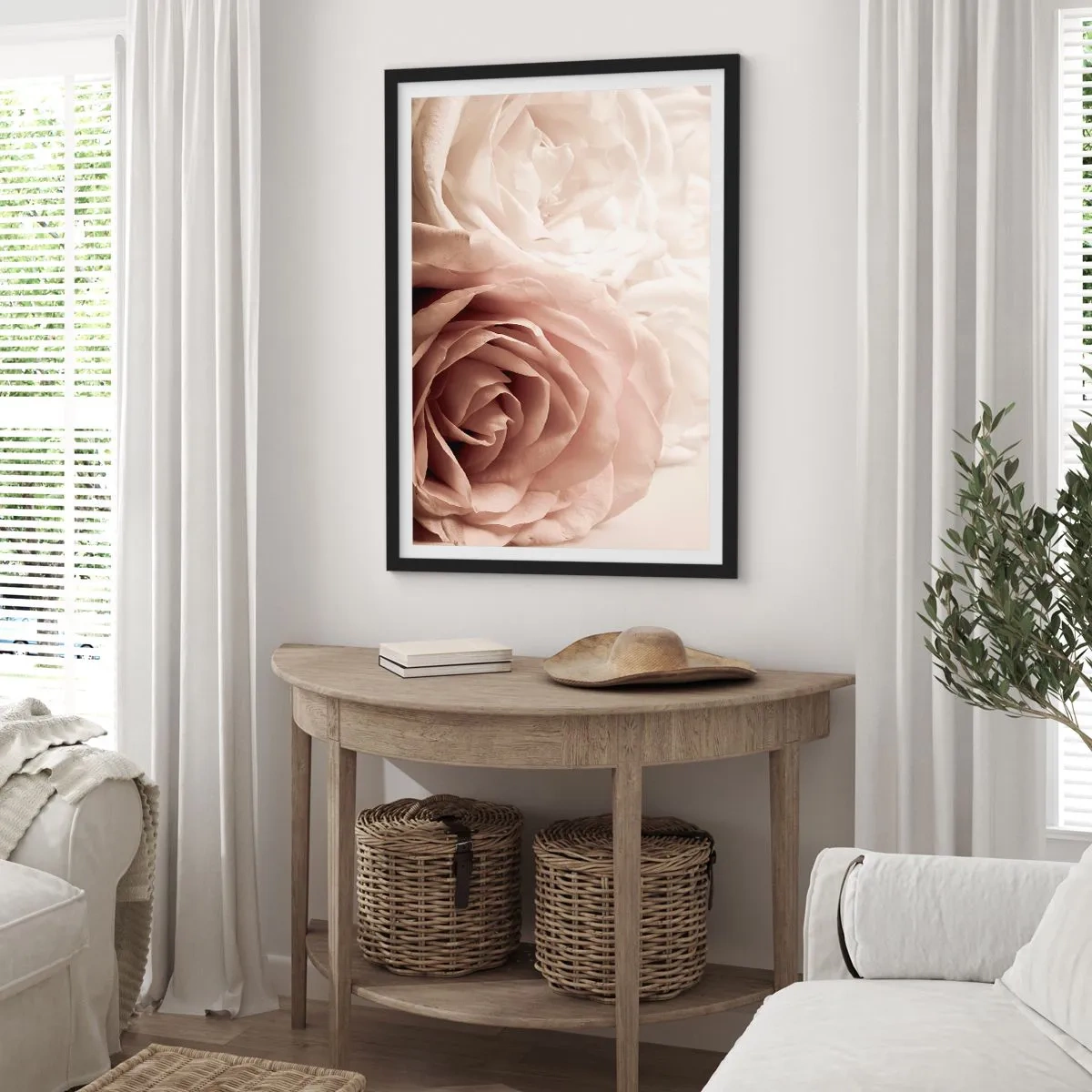 Póster en marco negro - En el corazón de una rosa - 40x50 cm