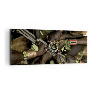 Cuadro sobre lienzo - Impresión de Imagen - Pulseras de mano tradicionales en un grupo de manos. - 120x50cm - Estamos juntos - Decoración de pared moderna para salón y dormitorio ARTTOR