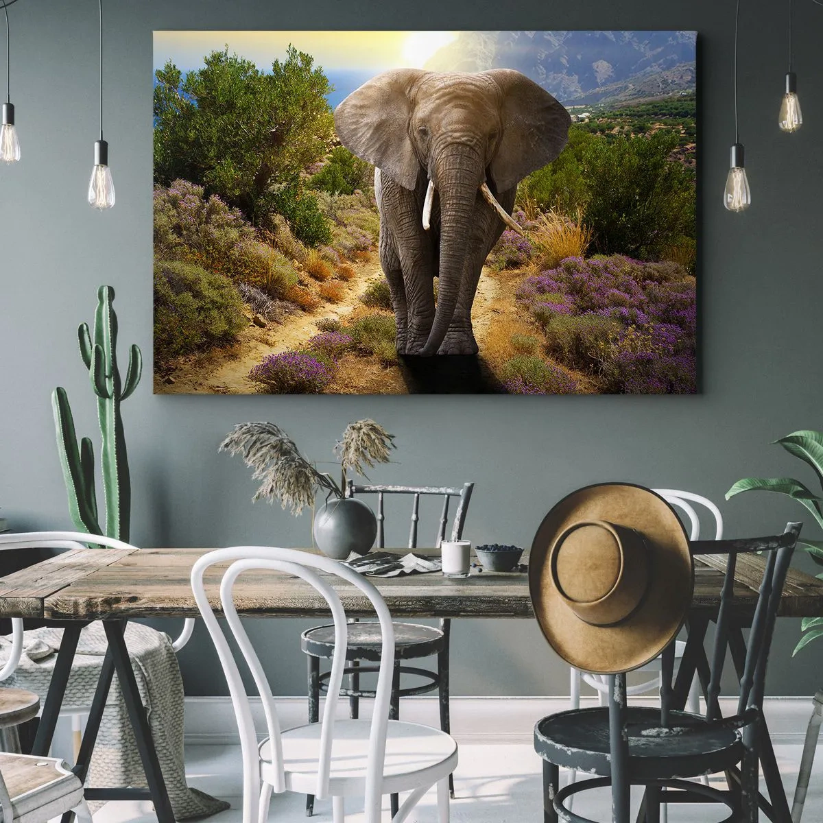 Cuadro sobre lienzo - Impresión de Imagen - Un elefante africano frente a un paisaje de sabana y montaña. - 120x80cm - Este es el aspecto del Edén - Decoración de pared moderna para salón y dormitorio ARTTOR