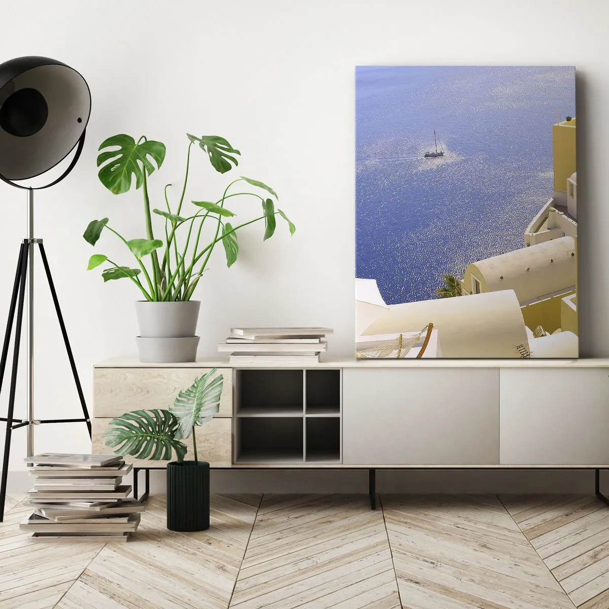 Cuadro sobre lienzo - Impresión de Imagen - Arquitectura griega con vistas al mar y un barco al fondo. - 80x120cm - Paisaje griego en blanco y azul - Decoración de pared moderna para salón y dormitorio ARTTOR