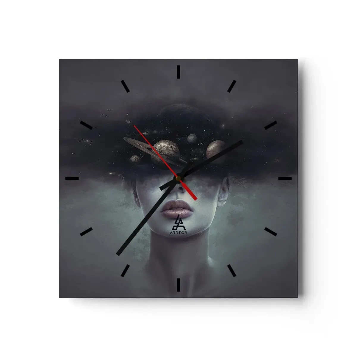 Reloj de pared - Reloj de vidrio - Un rostro de mujer con un motivo de planeta y espacio en el fondo. - 30x30cm - Y los planetas sienten... - Decoración de pared moderna para salón y dormitorio ARTTOR