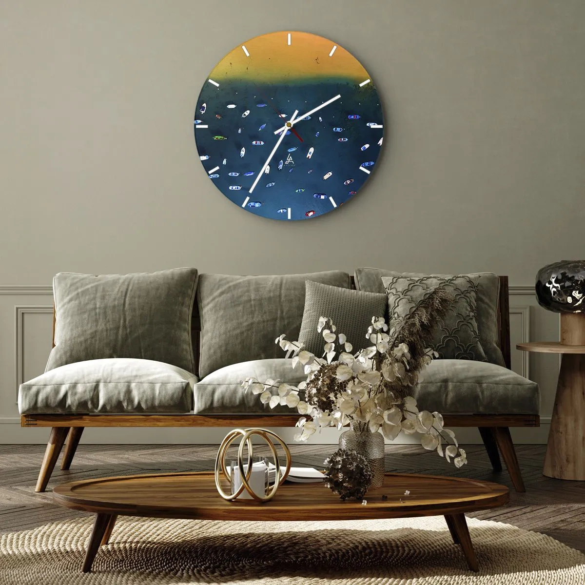 Reloj de pared - Reloj de vidrio - Vista aérea de barcos en el agua azul oscuro. - 30x30cm - Un juego de vacaciones - Decoración de pared moderna para salón, cocina y dormitorio ARTTOR