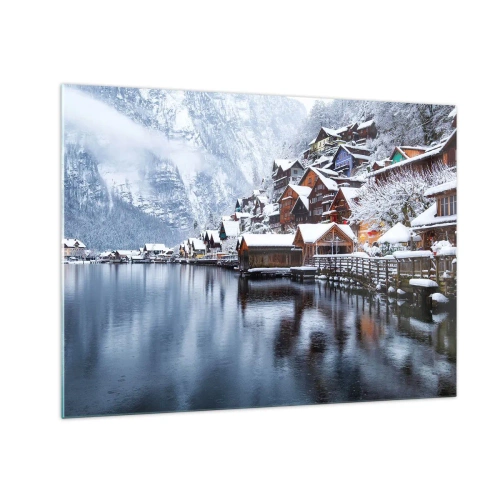 Cuadro sobre vidrio - Impresiones sobre Vidrio - Un pueblo de montaña junto a un lago, cubierto de nieve en un paisaje invernal. - 70x50cm - En un decorado de invierno - Decoración de pared moderna para salón y dormitorio ARTTOR