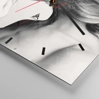 Esfera sin numeración, con rayas