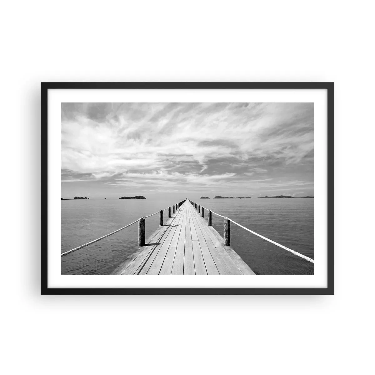 Póster en marco negro - Un muelle de madera que se pierde en la distancia sobre un mar en calma. - 70x50cm - Hora de viajar - Decoración de pared moderna para salón y dormitorio ARTTOR