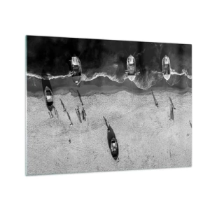 Cuadro sobre vidrio - Impresiones sobre Vidrio - Barcos en blanco y negro y sus sombras en una playa de arena vistos desde arriba - 70x50cm - Aún en la orilla... - Decoración de pared moderna para salón y dormitorio ARTTOR