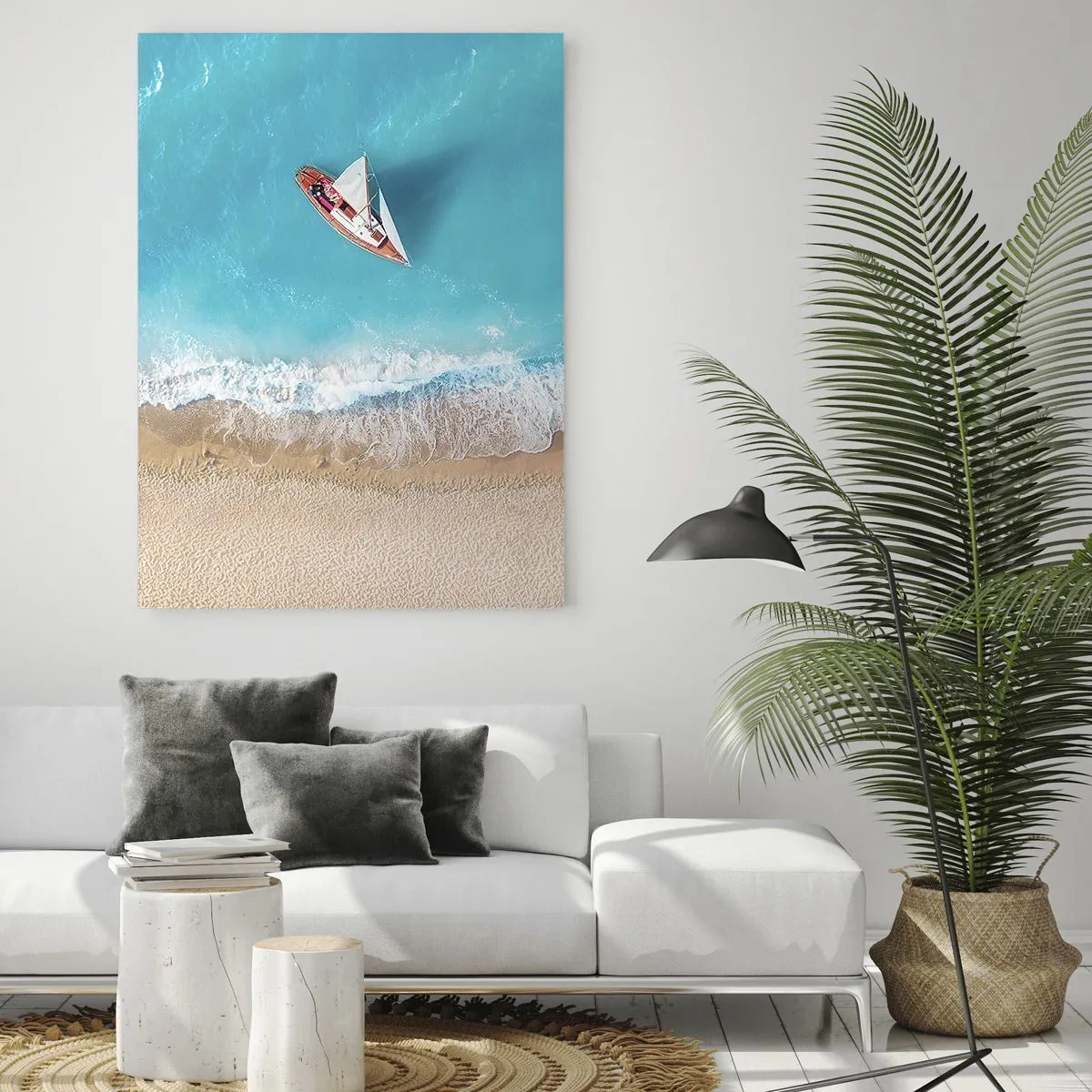 Cuadro sobre vidrio - Impresiones sobre Vidrio - Una vista de pájaro de un barco en la playa. - 70x100cm - Frontera celeste y dorada - Decoración de pared moderna para salón y dormitorio ARTTOR