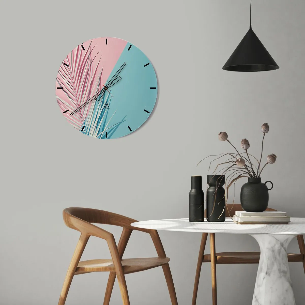 Reloj de pared - Reloj de vidrio - Hojas de palma sobre un fondo rosa pastel y azul. - 30x30cm - Impresión tropical - Decoración de pared moderna para salón, cocina y dormitorio ARTTOR