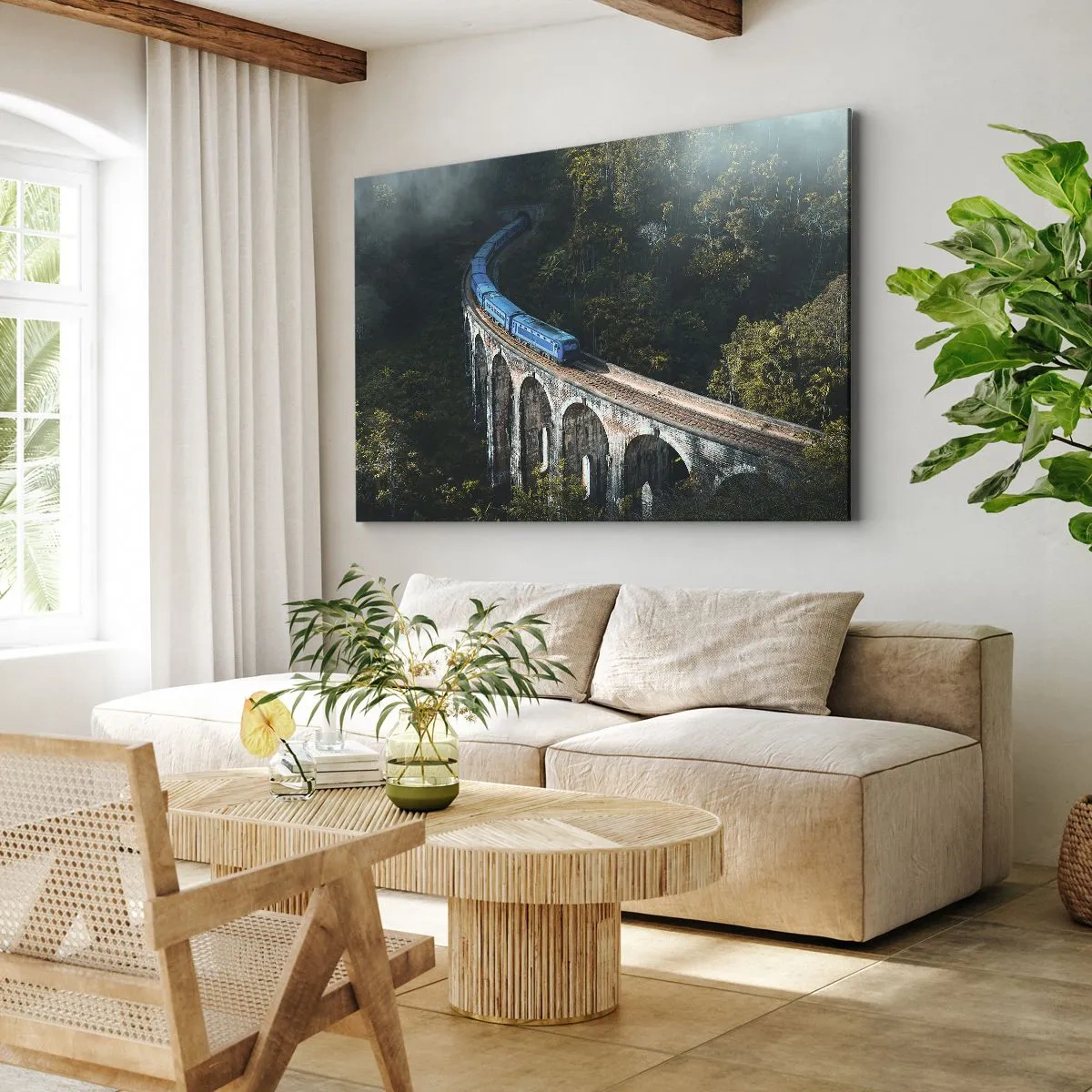 Cuadro sobre lienzo - Impresión de Imagen - Un tren azul en un viaducto histórico entre los bosques. - 70x50cm - Vías sobre la naturaleza - Decoración de pared moderna para salón y dormitorio ARTTOR