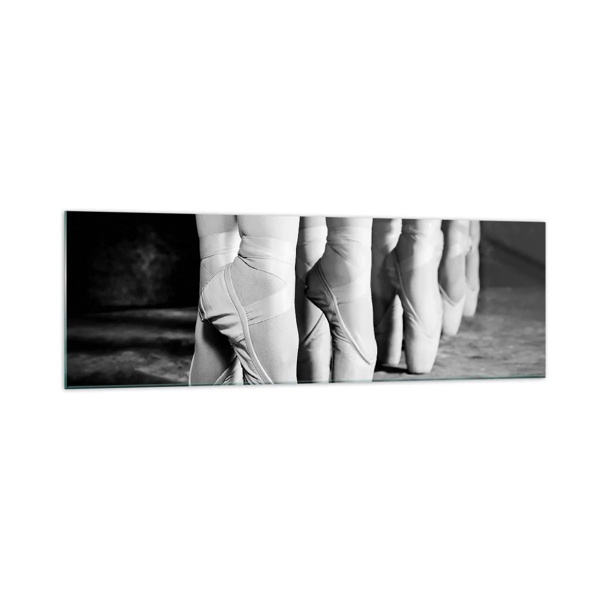 Cuadro sobre vidrio - Impresiones sobre Vidrio - Fotografía en blanco y negro de las zapatillas de ballet de una bailarina. - 160x50cm - En conjunto y al unísono - Decoración de pared moderna para salón y dormitorio ARTTOR
