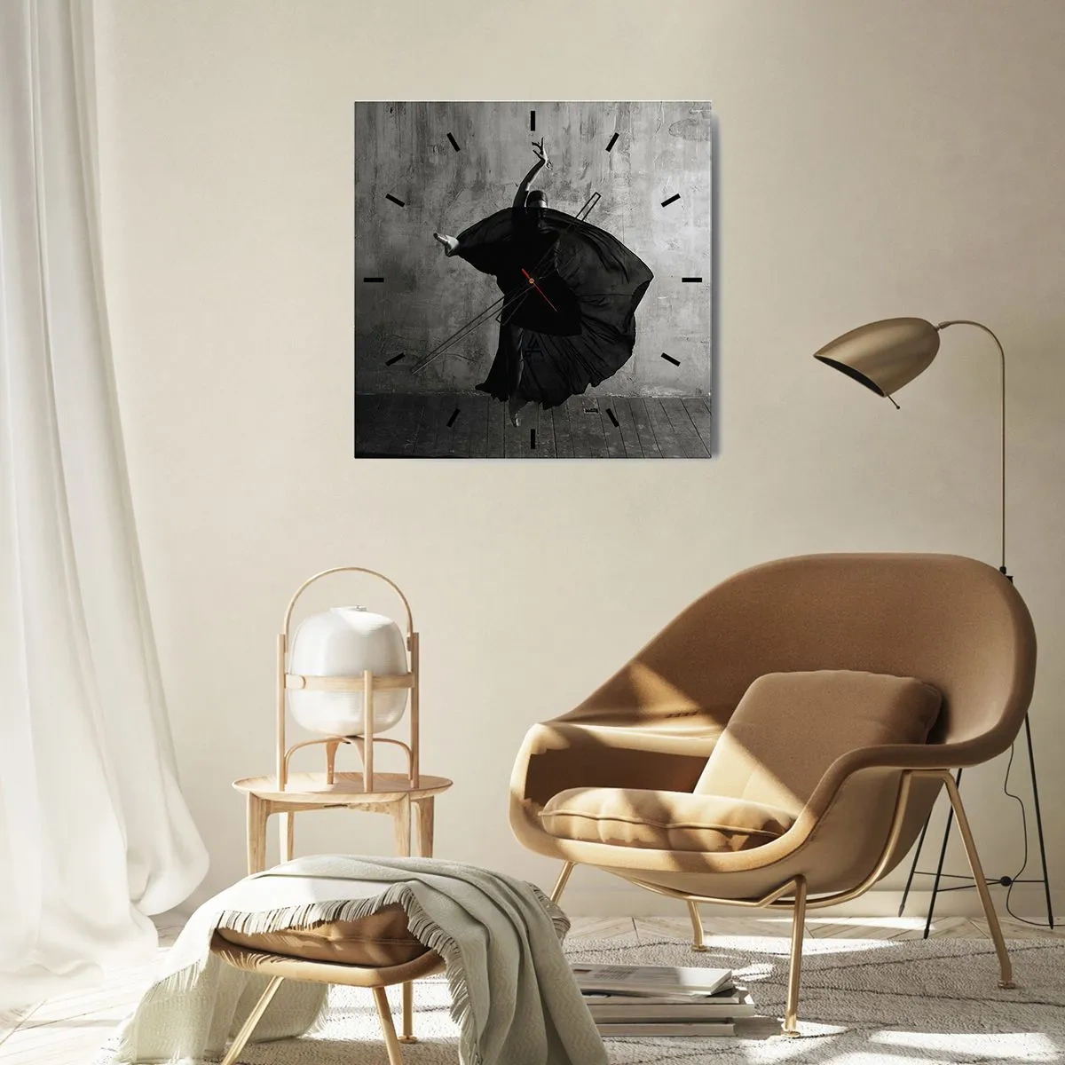Reloj de pared - Reloj de vidrio - Silueta en blanco y negro de una bailarina en movimiento contra un fondo de pared. - 30x30cm - Cargada de pasión - Decoración de pared moderna para salón y dormitorio ARTTOR