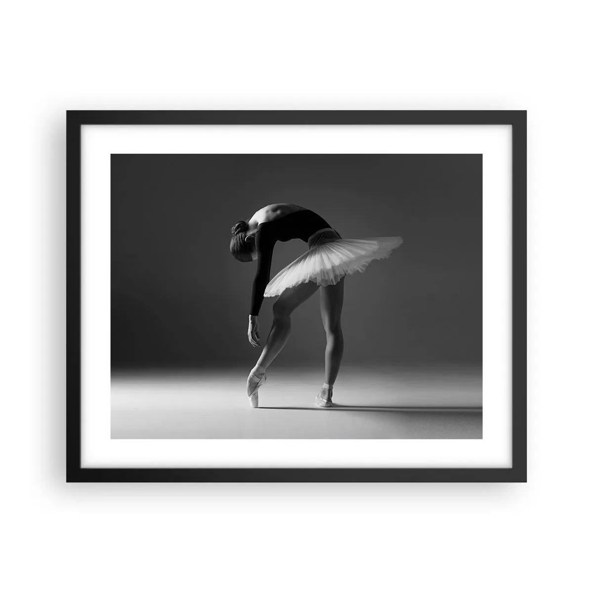 Póster en marco negro - Bella bailarina - 50x40 cm