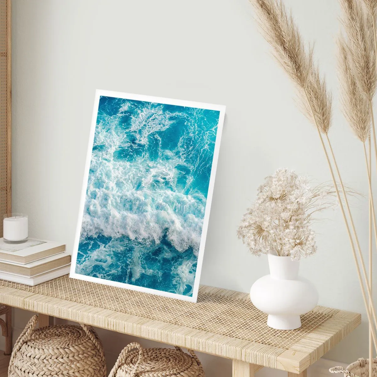 Póster - Olas marinas dinámicas en tonos azules - 50x70cm - Alegre y con mucho brío - Decoración de pared moderna para salón y dormitorio ARTTOR