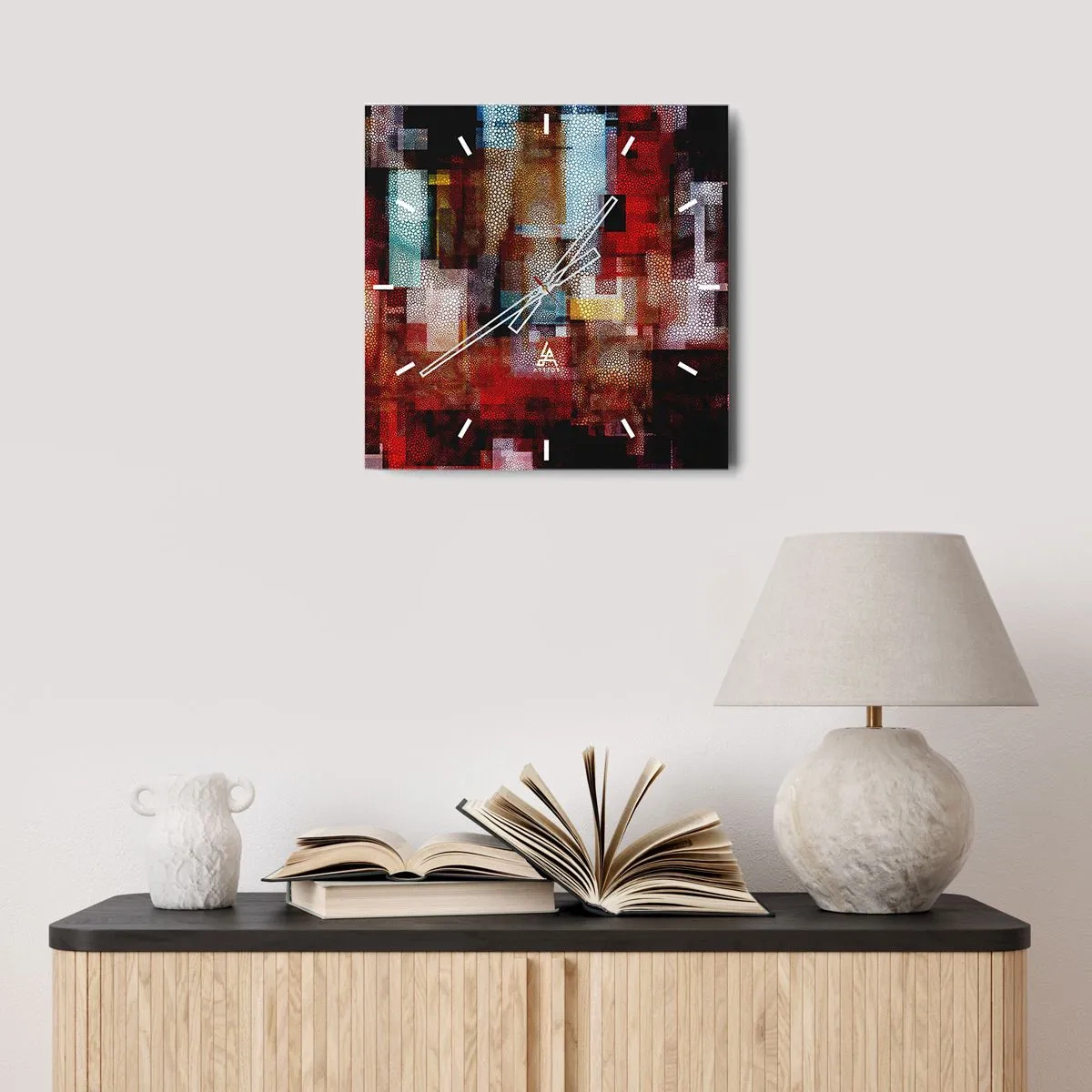 Reloj de pared - Reloj de vidrio - Abstracción geométrica en intensos tonos rojos. - 30x30cm - Confusión y desconcierto - Decoración de pared moderna para salón y dormitorio ARTTOR
