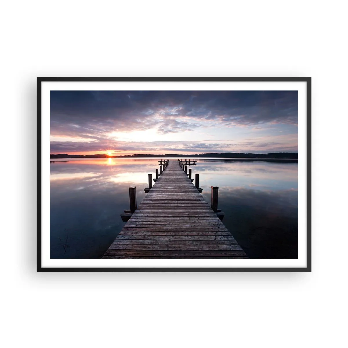 Póster en marco negro - Un muelle en un lago al atardecer en un paisaje tranquilo. - 100x70cm - Frontera silenciosa del día y la noche - Decoración de pared moderna para salón y dormitorio ARTTOR