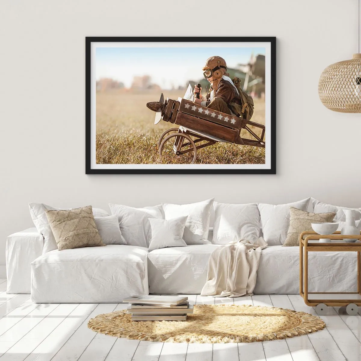 Póster en marco negro - Un niño en un avión de juguete con un campo al fondo. - 100x70cm - Despegue hacia un sueño - Decoración de pared moderna para salón y dormitorio ARTTOR