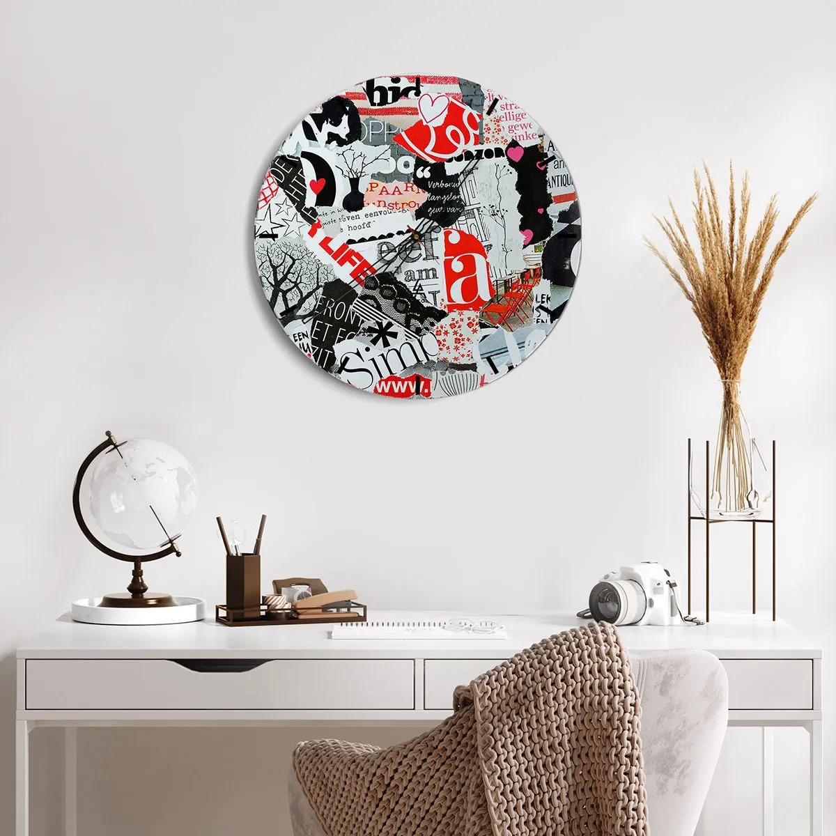 Reloj de pared - Reloj de vidrio - Collage hipster con letras, gráficos y símbolos retro. - 30x30cm - Collage hipster - Decoración de pared moderna para salón, cocina y dormitorio ARTTOR