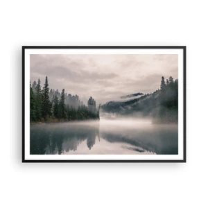 Póster en marco negro - Un bosque brumoso reflejado en un lago tranquilo. - 100x70cm - En el ensueño, en la niebla - Decoración de pared moderna para salón y dormitorio ARTTOR