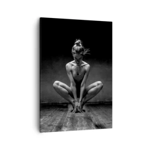 Cuadro sobre lienzo - Impresión de Imagen - Un retrato en blanco y negro de una bailarina en plena concentración. - 50x70cm - Concentración de energía del baile - Decoración de pared moderna para salón y dormitorio ARTTOR