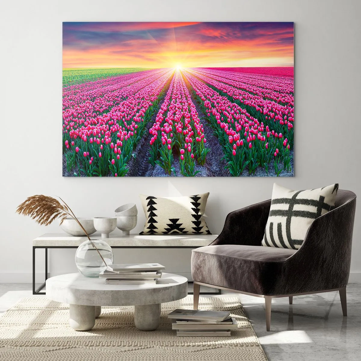 Cuadro sobre vidrio - Impresiones sobre Vidrio - Un campo de tulipanes rosados bajo los rayos del sol poniente. - 100x70cm - Granja de belleza - Decoración de pared moderna para salón y dormitorio ARTTOR