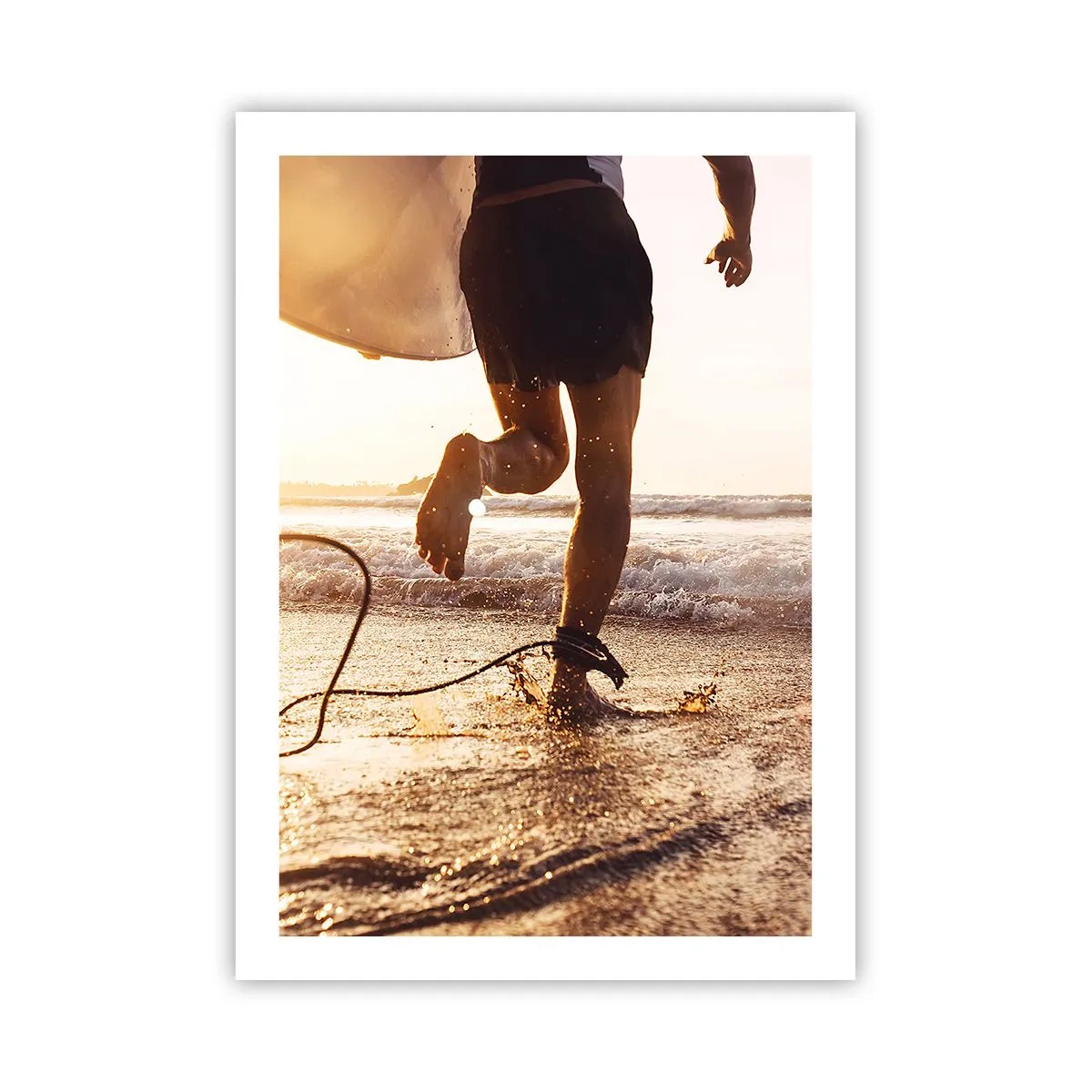 Póster - Un surfista corre hacia el agua al atardecer. - 50x70cm - Para enfrentar la ola - Decoración de pared moderna para salón y dormitorio ARTTOR
