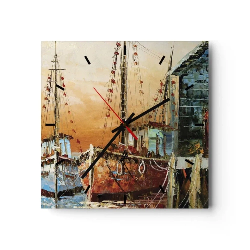 Reloj de pared - Reloj de vidrio - Barcos en la orilla bajo la cálida luz del atardecer. - 30x30cm - Regreso pacífico - Decoración de pared moderna para salón y dormitorio ARTTOR