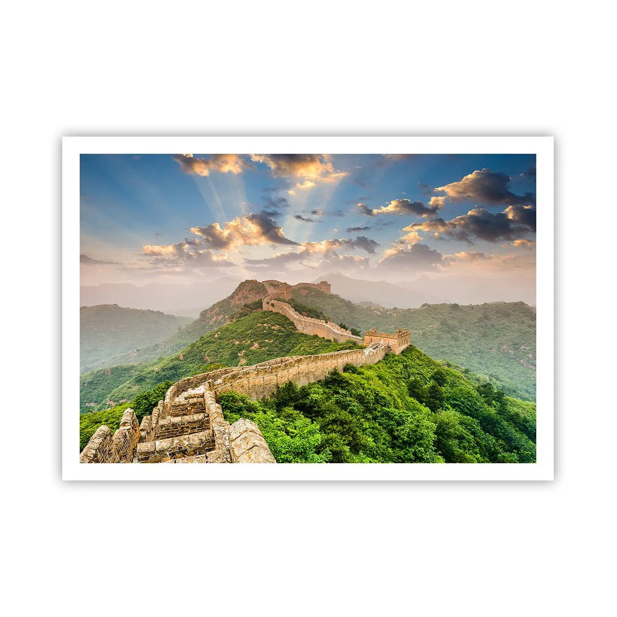 Póster - La Gran Muralla China iluminada por la luz del sol en un paisaje pintoresco. - 100x70cm - Grandeza duradera - Decoración de pared moderna para salón y dormitorio ARTTOR