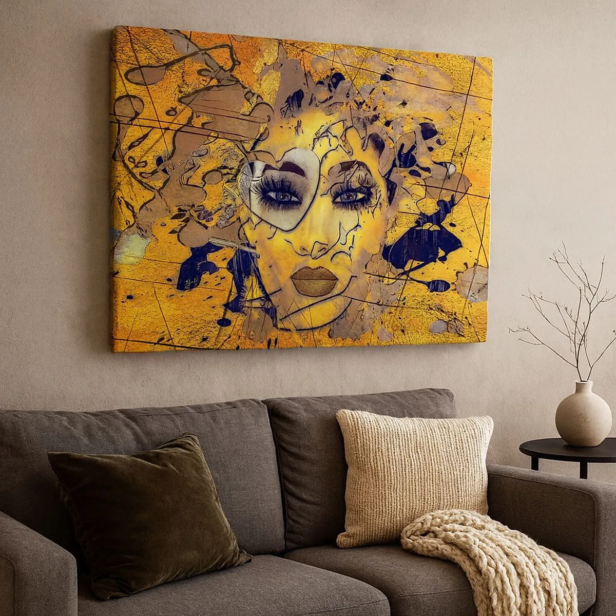 Cuadro sobre lienzo - Impresión de Imagen - Retrato abstracto de una mujer en tonos amarillo dorado. - 70x50cm - La belleza del sol - Decoración de pared moderna para salón y dormitorio ARTTOR