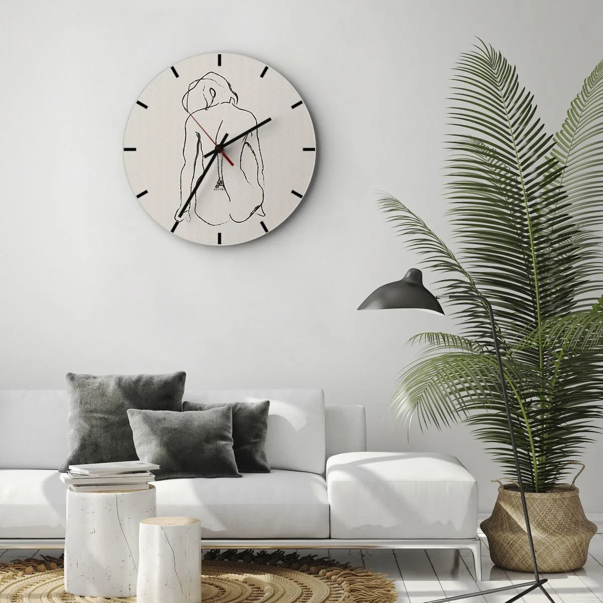 Reloj de pared - Reloj de vidrio - Un boceto sutil de una silueta femenina sobre un fondo claro. - 30x30cm - Esbozos de una espalada - Decoración de pared moderna para salón, cocina y dormitorio ARTTOR