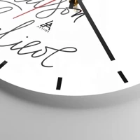 Esfera sin numeración, con rayas