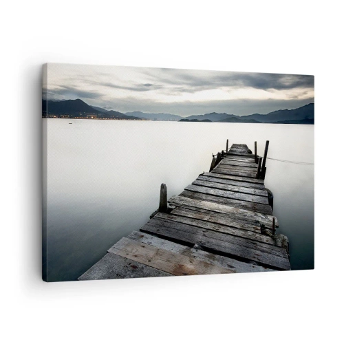 Cuadro sobre lienzo - Impresión de Imagen - Un puente de madera que conduce hacia un lago tranquilo. - 70x50cm - Sumérjase en la paz - Decoración de pared moderna para salón y dormitorio ARTTOR