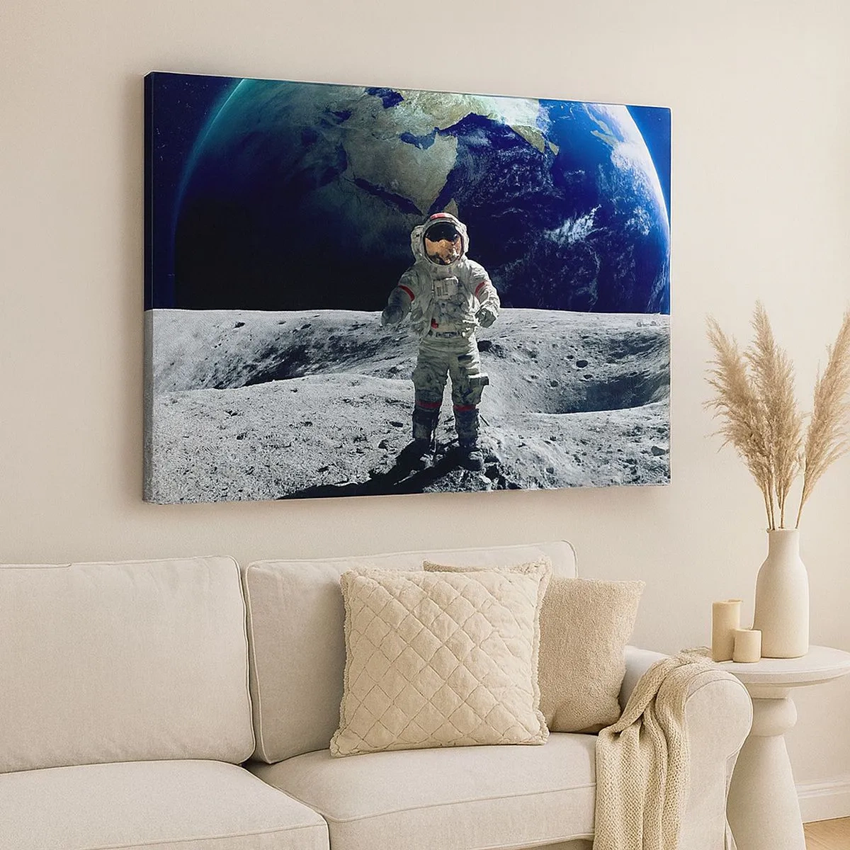 Cuadro sobre lienzo - Impresión de Imagen - Astronauta en la superficie de la Luna con la Tierra al fondo - 70x50cm - Saludos desde la Luna - Decoración de pared moderna para salón y dormitorio ARTTOR
