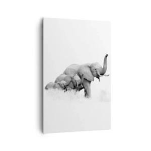Cuadro sobre lienzo - Impresión de Imagen - Una familia de elefantes frente a un paisaje africano en blanco y negro. - 80x120cm - Uno, dos, tres - Decoración de pared moderna para salón y dormitorio ARTTOR
