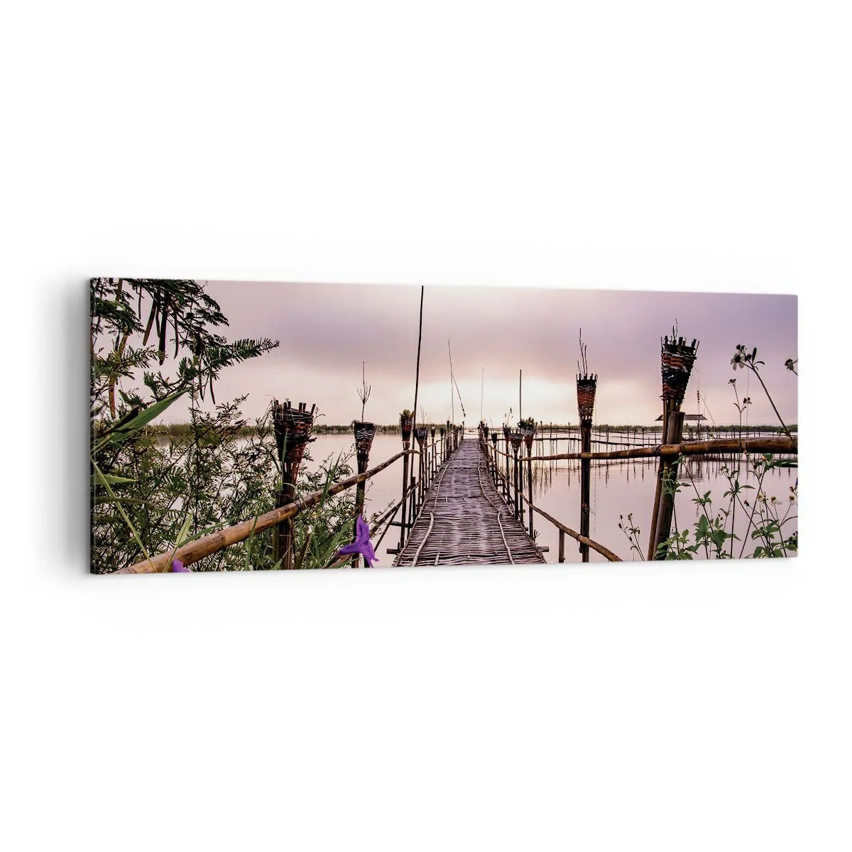 Cuadro sobre lienzo - Impresión de Imagen - Puente de bambú sobre el agua al amanecer - 140x50cm - La tranquilidad de Asia - Decoración de pared moderna para salón y dormitorio ARTTOR